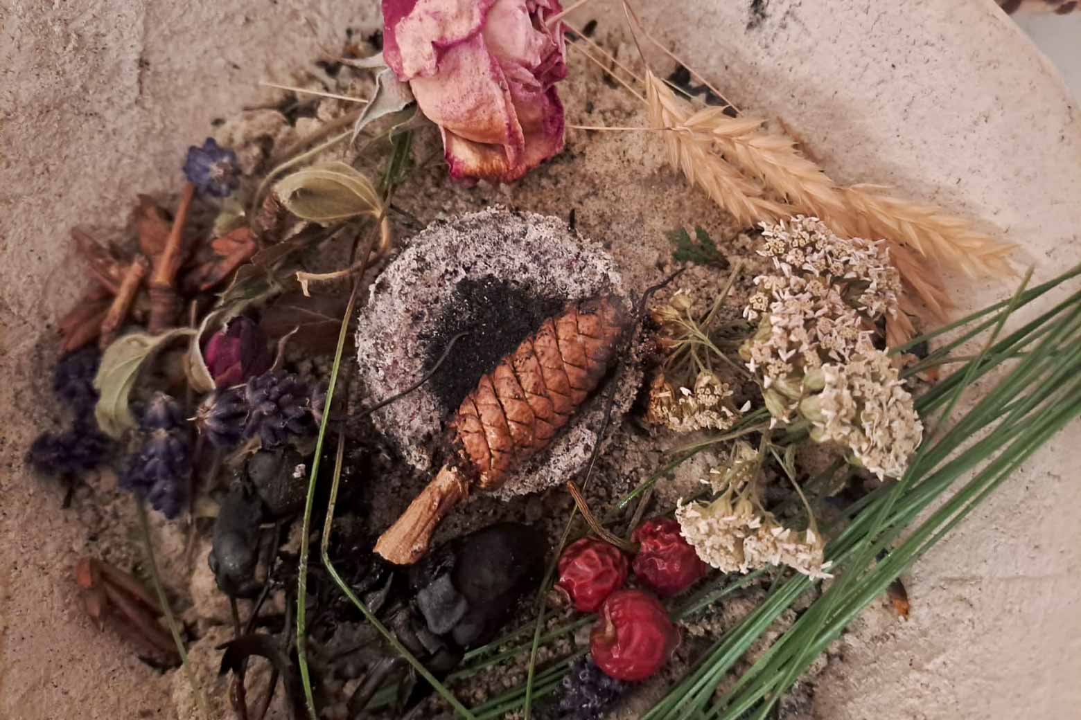 Yogapose am Teich Gabi Peterseil